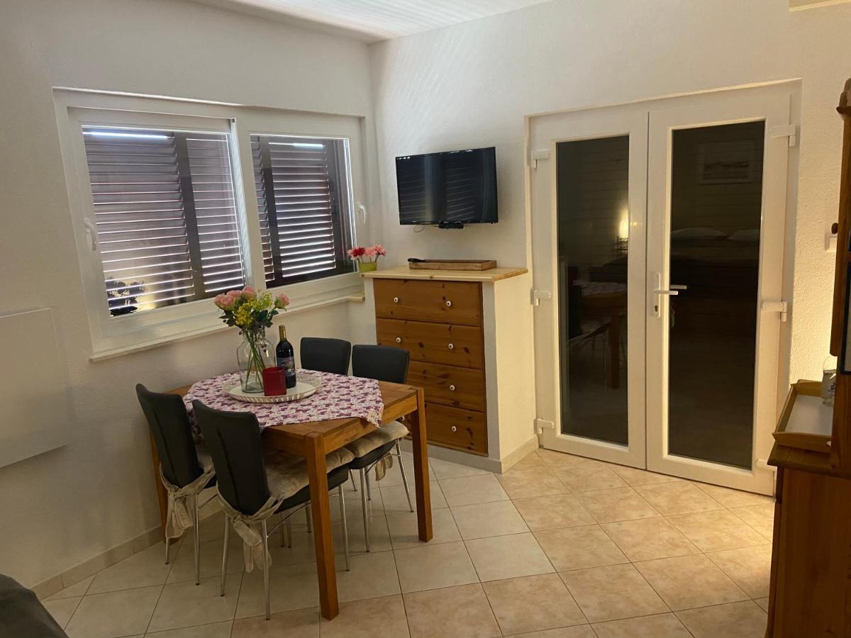 Vila Sunce Vis Exterior photo